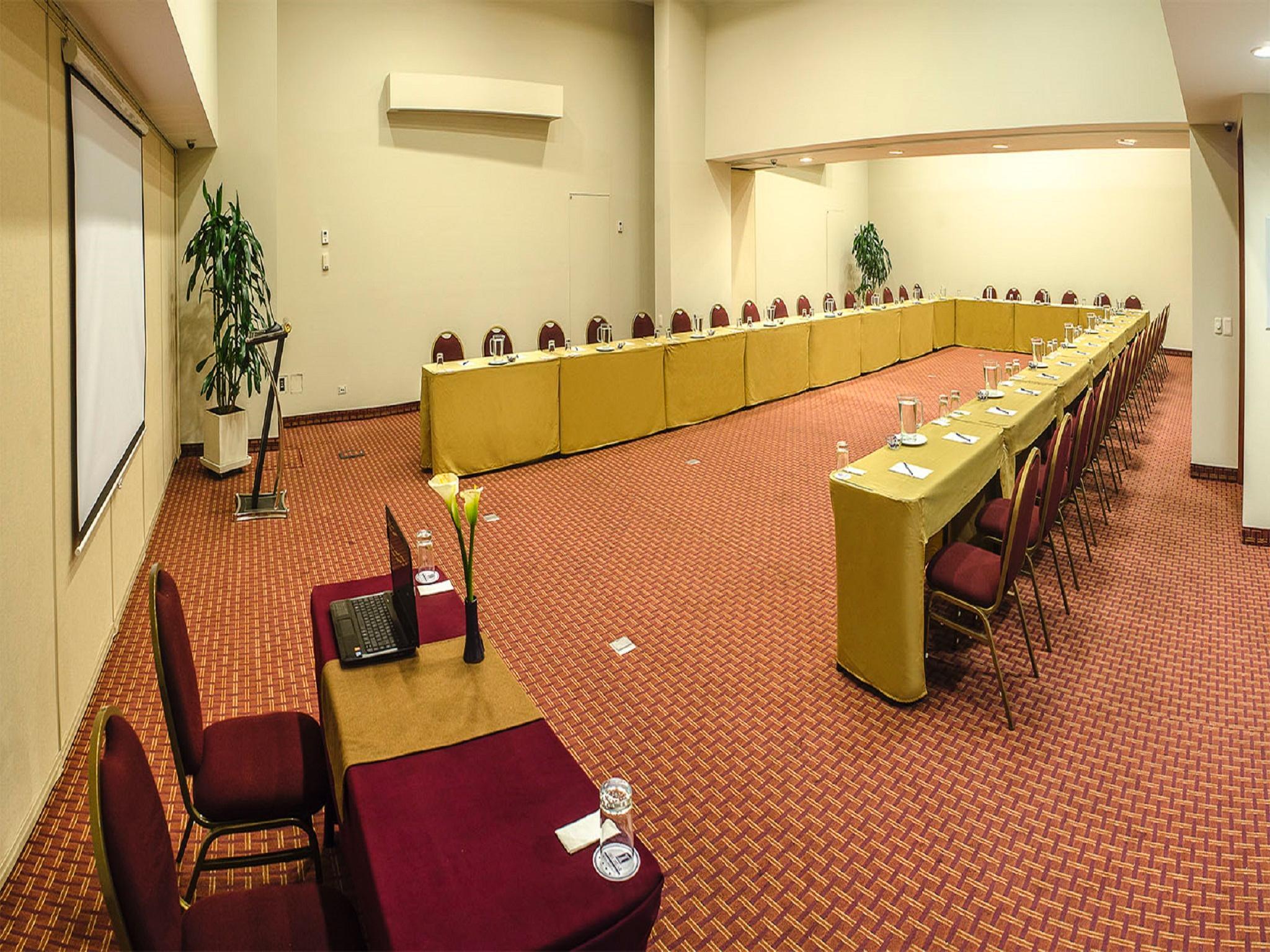 Del Pilar Miraflores 4*